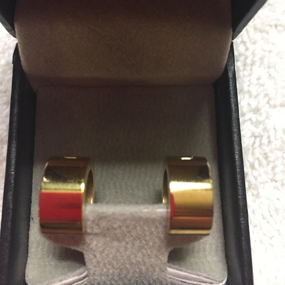 Edforce Stainless Steel Gold Hoop Earrings - Picture 5 of 16